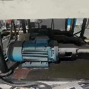 []南通锻压1000吨框架液压机。有效台面1.9X3.2米，开口1.