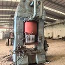 1600吨框架液压机出售，工作台面700X750毫米，油缸行.